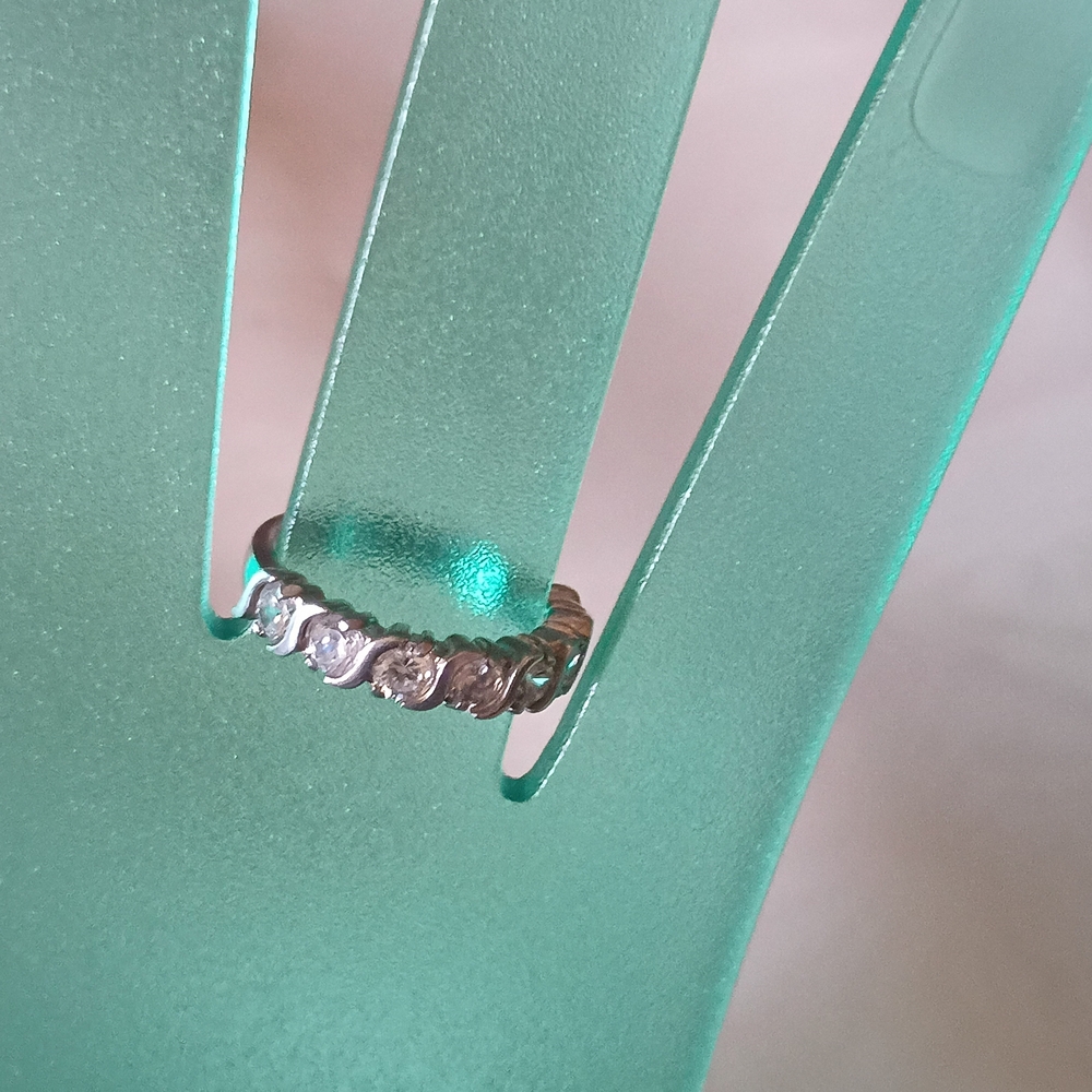Elegant Silver Band with Clear Stones